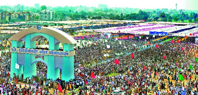 Launch of saintly procession | संत समागमचा शोभायात्रेने शुभारंभ
