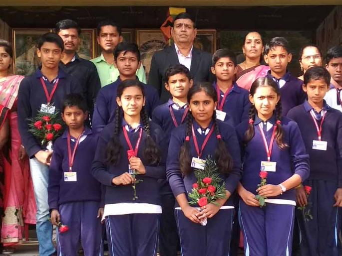 100% result of Sainarayan Gurukul in the painting competition | चित्रकला स्पर्धेत साईनारायण गुरुकुलचा शंभर टक्के निकाल 100% result of Sainarayan Gurukul in the painting competition | चित्रकला स्पर्धेत साईनारायण गुरुकुलचा शंभर टक्के निकाल