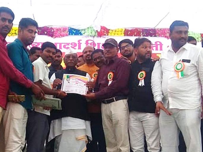 State Level Model Education Officers Award to Nirmal of Sinnar | राज्यस्तरीय आदर्श गटशिक्षणाधिकारी पुरस्कार सिन्नरच्या निर्मळ यांना प्रदान State Level Model Education Officers Award to Nirmal of Sinnar | राज्यस्तरीय आदर्श गटशिक्षणाधिकारी पुरस्कार सिन्नरच्या निर्मळ यांना प्रदान