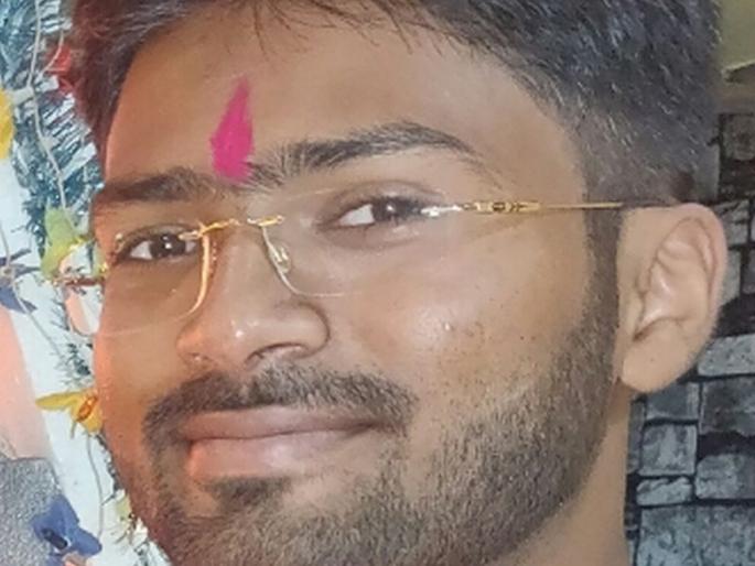 it engineer committed suicide over workload | कामाच्या तणावाने घेतला पुन्हा एक बळी, आयटी अभियंत्याची आत्महत्या it engineer committed suicide over workload | कामाच्या तणावाने घेतला पुन्हा एक बळी, आयटी अभियंत्याची आत्महत्या