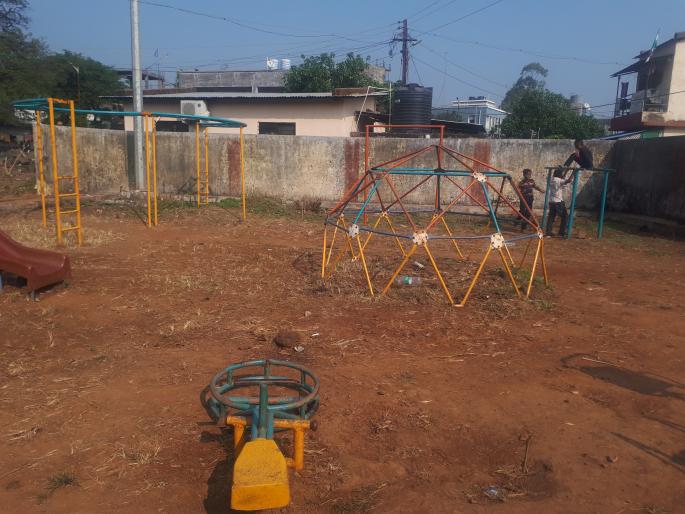 Municipal corporation ignores Dalit settlement of Trimbakeshwar! | त्र्यंबकेश्वरच्या दलित वस्तीकडे नगरपालिकेचे दुर्लक्ष ! Municipal corporation ignores Dalit settlement of Trimbakeshwar! | त्र्यंबकेश्वरच्या दलित वस्तीकडे नगरपालिकेचे दुर्लक्ष !