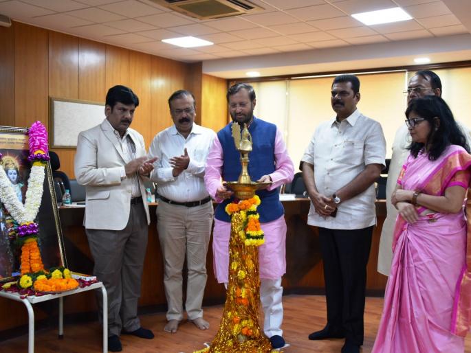 Life-long life for the poor and the poor in Thane district - Prime Minister Jan Arogya Yojana | ठाणे जिल्ह्यातील गरीब - कष्टकऱ्यांसाठी आता आयुष्यमान भारत - प्रधानमंत्री जन आरोग्य योजना Life-long life for the poor and the poor in Thane district - Prime Minister Jan Arogya Yojana | ठाणे जिल्ह्यातील गरीब - कष्टकऱ्यांसाठी आता आयुष्यमान भारत - प्रधानमंत्री जन आरोग्य योजना