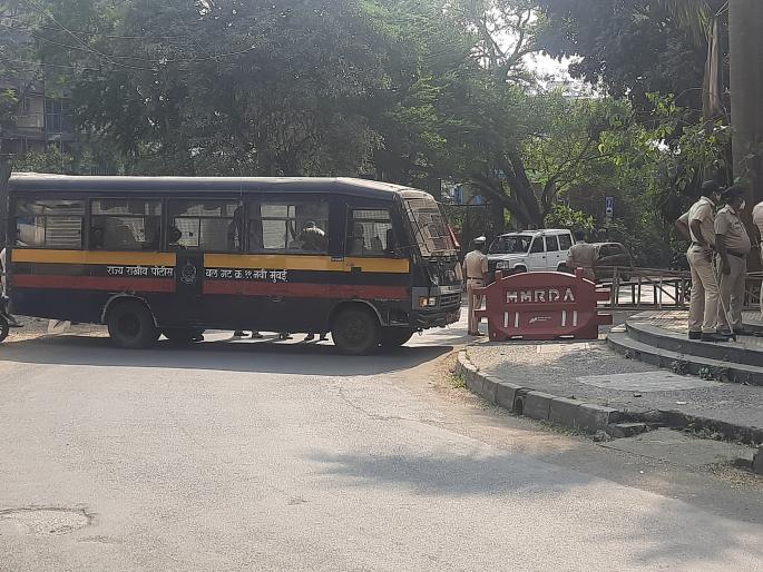 The nature of the police camp in Rabodi due to the murder of MNS office bearer Jamil Sheikh | मनसेचे पदाधिकारी जमील शेख यांच्या हत्येमुळे राबोडीत पोलीस छावणीचे स्वरुप The nature of the police camp in Rabodi due to the murder of MNS office bearer Jamil Sheikh | मनसेचे पदाधिकारी जमील शेख यांच्या हत्येमुळे राबोडीत पोलीस छावणीचे स्वरुप