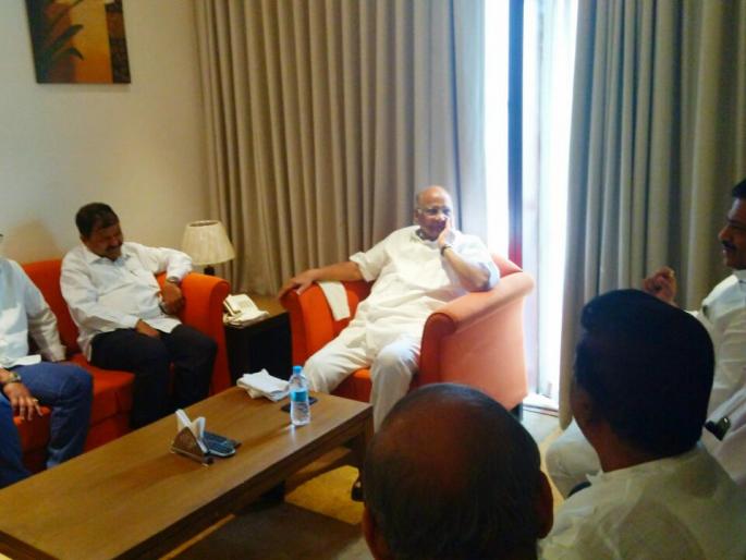 Satara: Udayan Raje, NCP's MLA for the ceremony of Udayan Rajjan | सातारा : उदयनराजेंच्या सोहळ्याला राष्ट्रवादी आमदारांची दांडी, मुख्यमंत्र्यांच्या स्वागतात उदयनराजे