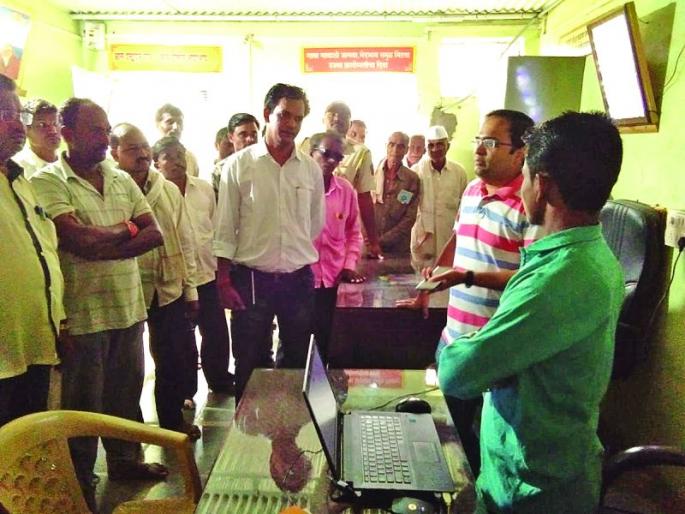 Farmers will get 'pension card' only after registration is completed. | नोंदणी पूर्ण झाल्यानंतरच मिळणार शेतकऱ्यांना ‘पेन्शन कार्ड’ Farmers will get 'pension card' only after registration is completed. | नोंदणी पूर्ण झाल्यानंतरच मिळणार शेतकऱ्यांना ‘पेन्शन कार्ड’