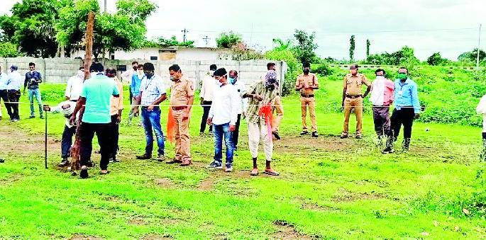 Corona's 'entry' into the Samudrapur | समुद्रपुरात कोरोनाची ‘एन्ट्री’ Corona's 'entry' into the Samudrapur | समुद्रपुरात कोरोनाची ‘एन्ट्री’