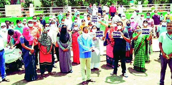 Elgar of two hundred teachers in Arvi | आर्वीत दोनशेवर शिक्षकांचा एल्गार