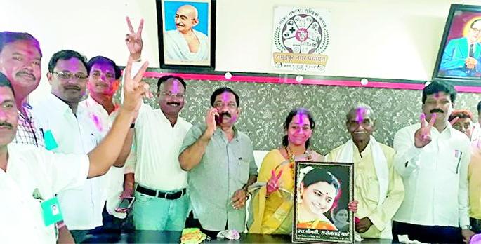 Zip In the bye-election, the goats won | जि.प. पोटनिवडणुकीत माटे, शेळके विजयी