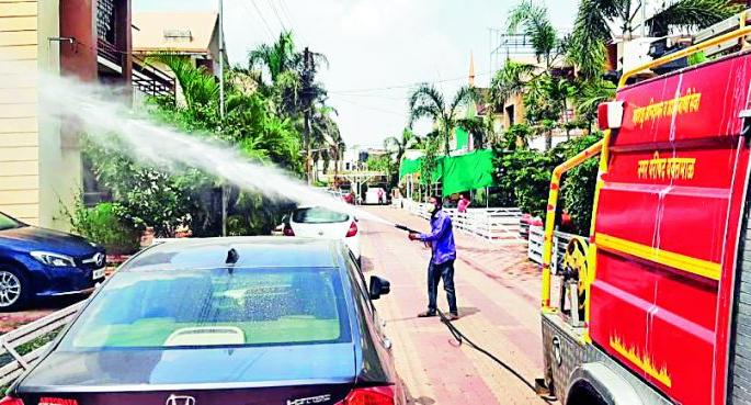 Disinfection campaign in Yavatmal city | यवतमाळ शहरात निर्जंतुकीकरण मोहीम Disinfection campaign in Yavatmal city | यवतमाळ शहरात निर्जंतुकीकरण मोहीम