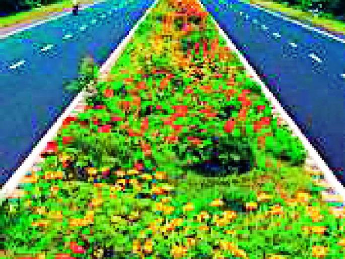 Waiting for Hundreds of crores for rural construction | ग्रामीण बांधकामांसाठी शेकडो कोटींची प्रतीक्षा