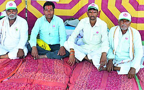 Fasting Against Push Market Market Committee | पुसद बाजार समिती विरोधात उपोषण