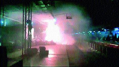 Rolve platform shorterscreens took fire on two | रल्वे प्लॅटफॉर्म दोनवर शॉर्टसर्किटने लागली आग Rolve platform shorterscreens took fire on two | रल्वे प्लॅटफॉर्म दोनवर शॉर्टसर्किटने लागली आग