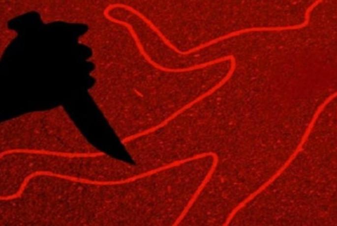 Try to kill a stab in the stomach | पोटात चाकू भोसकून जिवे मारण्याचा प्रयत्न Try to kill a stab in the stomach | पोटात चाकू भोसकून जिवे मारण्याचा प्रयत्न