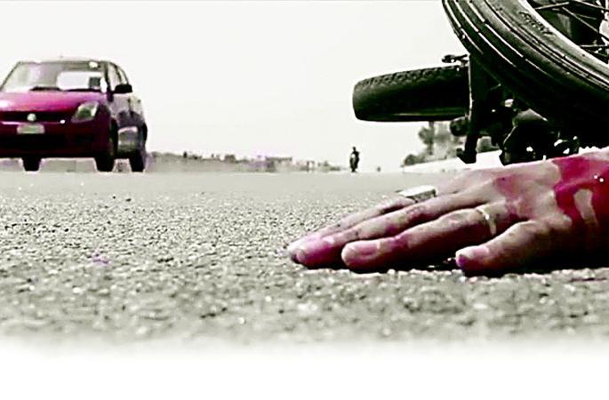 Save the lives of the victims; Get Rewards! | अपघातग्रस्तांचे प्राण वाचवा; पुरस्कार मिळवा ! Save the lives of the victims; Get Rewards! | अपघातग्रस्तांचे प्राण वाचवा; पुरस्कार मिळवा !