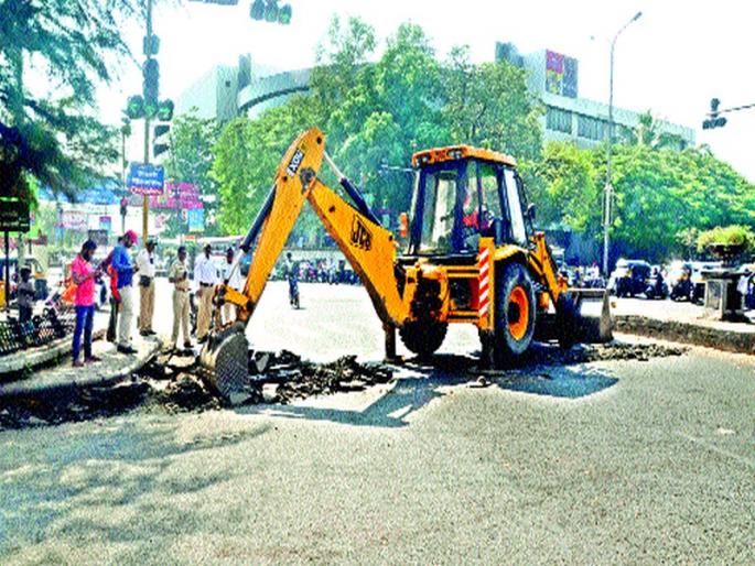 Trimbak Naka Te Ashok Sekhamba 'One-Way' | त्र्यंबक नाका ते अशोकस्तंभ ‘वन-वे’ Trimbak Naka Te Ashok Sekhamba 'One-Way' | त्र्यंबक नाका ते अशोकस्तंभ ‘वन-वे’