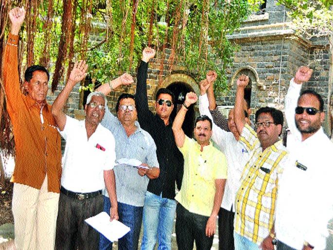 The demand for hanging of the abuser | अत्याचार करणाऱ्याला फाशी देण्याची मागणी  The demand for hanging of the abuser | अत्याचार करणाऱ्याला फाशी देण्याची मागणी