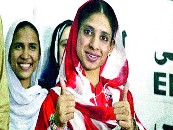 The 'Gidda', which has returned from the ground, is my 'Guddich' | पाकमधूून परतलेली ‘गीता’ ही माझी ‘गुड्डीच’ The 'Gidda', which has returned from the ground, is my 'Guddich' | पाकमधूून परतलेली ‘गीता’ ही माझी ‘गुड्डीच’