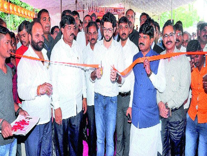 Lessons for self defense: Aditya Thackeray | महिलांना स्वसंरक्षणाचे धडे :  आदित्य ठाकरे