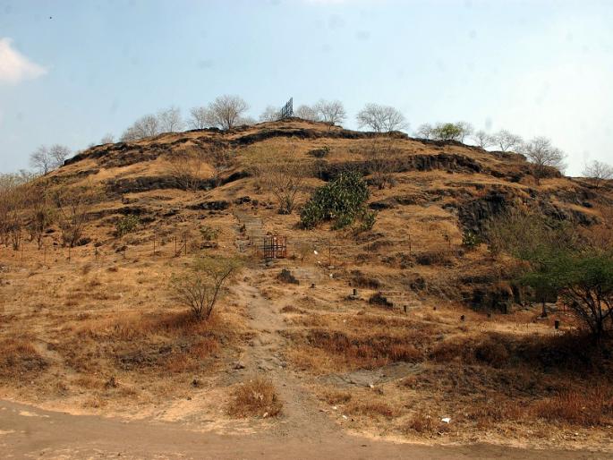 The dream of green goiwadi hill breaks | हरीत गोलवाडी टेकडीचे स्वप्न भंगले The dream of green goiwadi hill breaks | हरीत गोलवाडी टेकडीचे स्वप्न भंगले