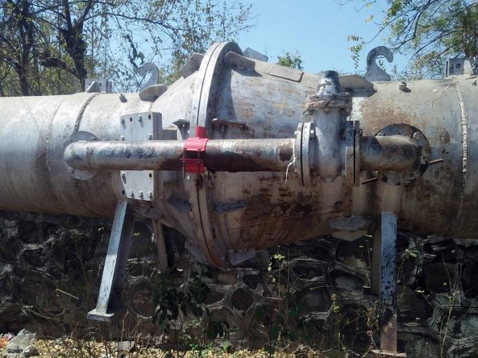 Separate repairs of Cdcokkawk water channel | सिडकोकडून जलवाहिनीची अर्धवट दुरुस्ती Separate repairs of Cdcokkawk water channel | सिडकोकडून जलवाहिनीची अर्धवट दुरुस्ती