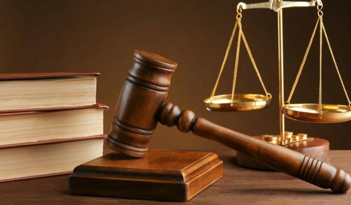 Second wedding without first divorce is illegal | पहिल्या पतीशी घटस्फोट न घेता केलेले दुसरे लग्न अवैध Second wedding without first divorce is illegal | पहिल्या पतीशी घटस्फोट न घेता केलेले दुसरे लग्न अवैध