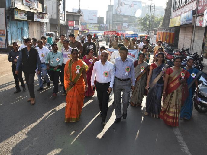 National rally day rally in the city | शहरात राष्ट्रीय मतदार दिनानिमत्त रॅली National rally day rally in the city | शहरात राष्ट्रीय मतदार दिनानिमत्त रॅली