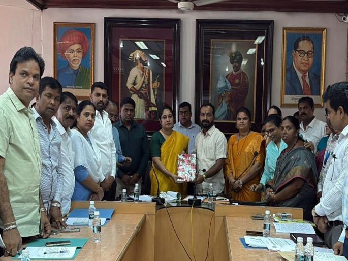 Kolhapur Municipal Corporation budget of Rs 1497 crore 49 lakh | जुन्या योजना, आकडे बदलाचा 'खेळ'; कोल्हापूर मनपाच्या 'बजेट'मध्ये १५०० कोटींचा ताळमेळ Kolhapur Municipal Corporation budget of Rs 1497 crore 49 lakh | जुन्या योजना, आकडे बदलाचा 'खेळ'; कोल्हापूर मनपाच्या 'बजेट'मध्ये १५०० कोटींचा ताळमेळ