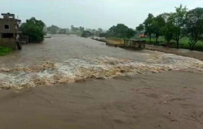 Musaldhar in Nagaon, Dhamane, Biladi area | नगाव, धमाणे, बिलाडी परिसरात मुसळधार Musaldhar in Nagaon, Dhamane, Biladi area | नगाव, धमाणे, बिलाडी परिसरात मुसळधार