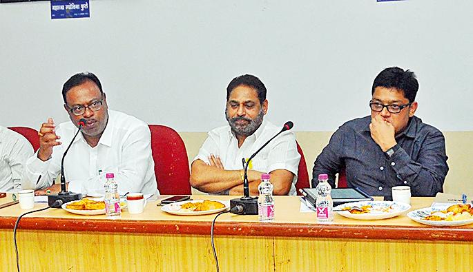 Four food zones in Dikshitbhoomi area | दीक्षाभूमी परिसरात चार फूड झोन Four food zones in Dikshitbhoomi area | दीक्षाभूमी परिसरात चार फूड झोन