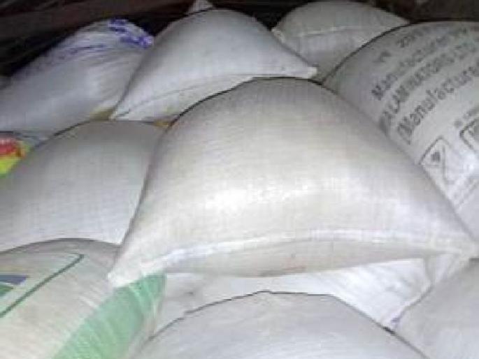 Grain smuggling from Paratwada | परतवाड्यातून धान्याची तस्करी