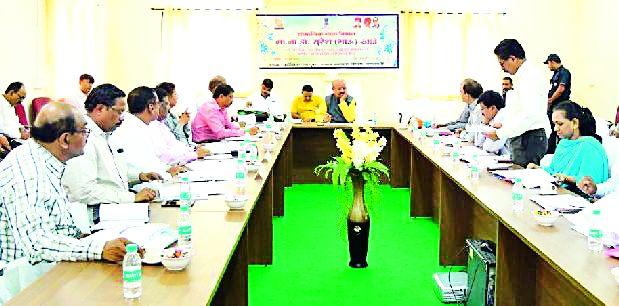 Order a high level inquiry into closed hostels | बंद वसतिगृहांची उच्चस्तरीय चौकशीचे आदेश