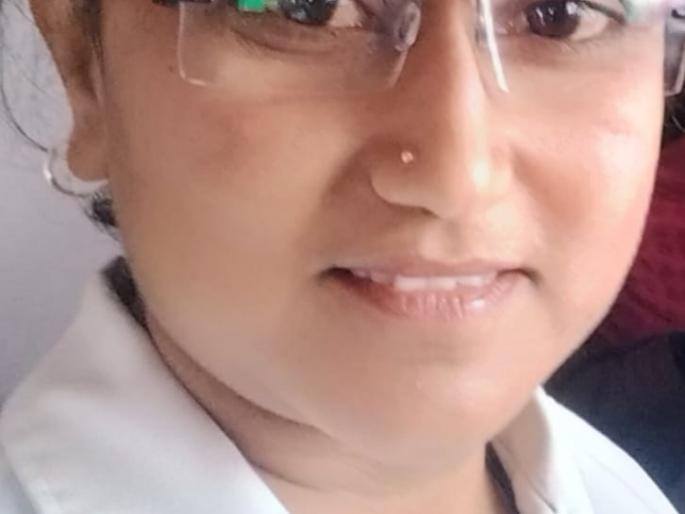 Oh wow; Prime Minister praises Solapur nurse who gave corona vaccine at risk | अरे व्वा; जोखमी घेत कोरोना लस देणाऱ्या सोलापूरच्या नर्सचे पंतप्रधानांकडून कौतुक Oh wow; Prime Minister praises Solapur nurse who gave corona vaccine at risk | अरे व्वा; जोखमी घेत कोरोना लस देणाऱ्या सोलापूरच्या नर्सचे पंतप्रधानांकडून कौतुक