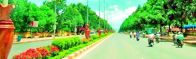 The voice of love, the love of love, Indore cleanliness in the country 1 | मधूर वाणी, प्रेमाच्या बळावर इंदूर स्वच्छतेत देशात नं. १ The voice of love, the love of love, Indore cleanliness in the country 1 | मधूर वाणी, प्रेमाच्या बळावर इंदूर स्वच्छतेत देशात नं. १