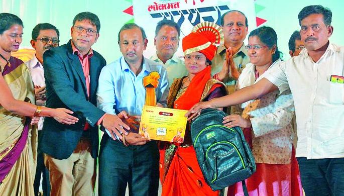 People of village village boast of public opinion | गावच्या शिलेदारांचा लोकमततर्फे गौरव People of village village boast of public opinion | गावच्या शिलेदारांचा लोकमततर्फे गौरव