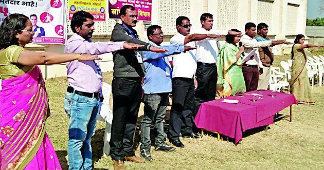 The basis of democracy and support is the 'voters' | लोकशाहीचा पाया अन् आधार ‘मतदार’च