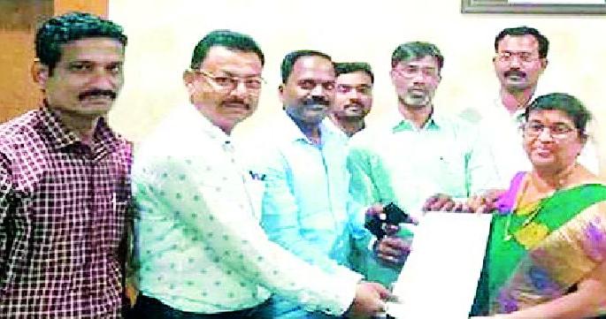 Distribution for OBC W Should pass the resolution | ओबीसीसाठी जि. प. ने ठराव पारित करावा