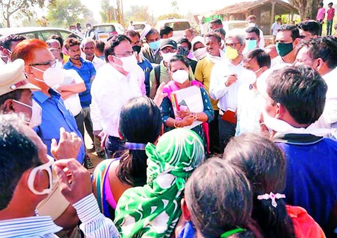 Central squad again in flooded areas | पूरग्रस्त भागात पुन्हा केंद्रीय पथक Central squad again in flooded areas | पूरग्रस्त भागात पुन्हा केंद्रीय पथक