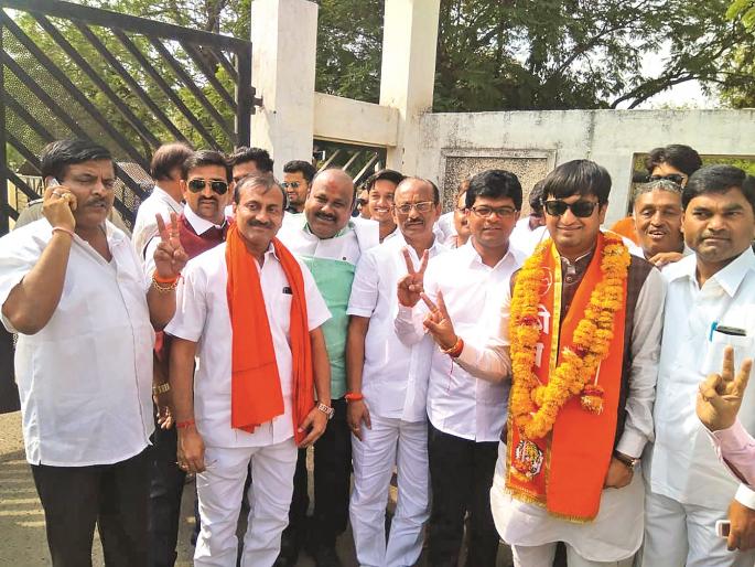 Political weight of MLC Bajoria increased by the victory of Vipalav! |  विप्लव यांच्या विजयाने वाढले बाजोरियांचे राजकीय वजन! Political weight of MLC Bajoria increased by the victory of Vipalav! |  विप्लव यांच्या विजयाने वाढले बाजोरियांचे राजकीय वजन!