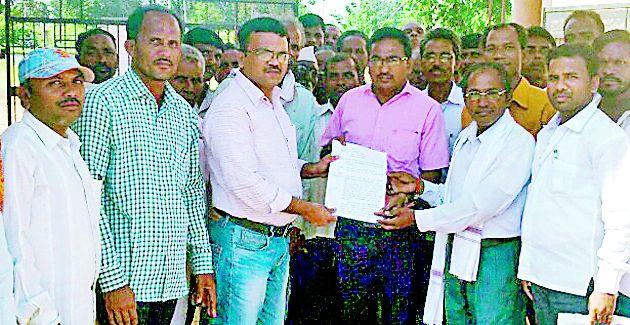 Help with the survey of damaged agriculture | नुकसानग्रस्त शेतीचे सर्वेक्षण करून मदत द्या