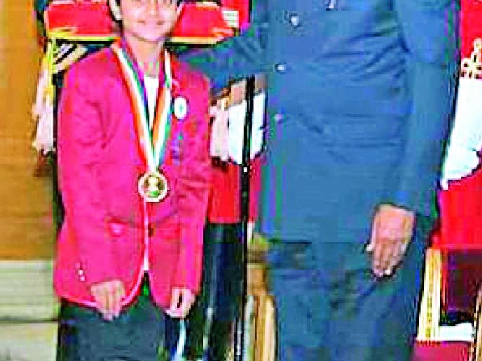 Angel praised by the President | एंजलची राष्ट्रपतींकडून प्रशंसा Angel praised by the President | एंजलची राष्ट्रपतींकडून प्रशंसा