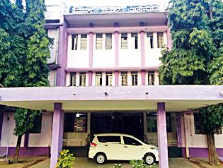 Elections held for reservation | आरक्षणासाठी रखडली निवडणूक Elections held for reservation | आरक्षणासाठी रखडली निवडणूक