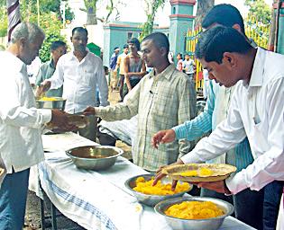 FDA will go directly to the circles | मंडळांच्या थेट संपर्कात येणार एफडीए FDA will go directly to the circles | मंडळांच्या थेट संपर्कात येणार एफडीए