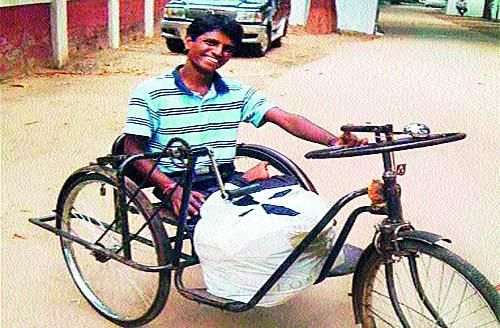 Only the Forser who became a bogus disabled teacher | बोगस अपंग शिक्षक शोधमोहीम ठरली केवळ फार्स Only the Forser who became a bogus disabled teacher | बोगस अपंग शिक्षक शोधमोहीम ठरली केवळ फार्स