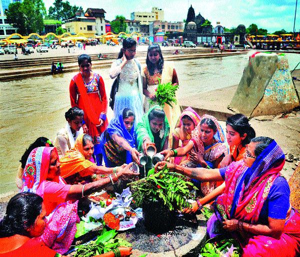 Hartalik fasting for continuous success | अखंड सौभाग्यासाठी हरतालिक ा व्रत