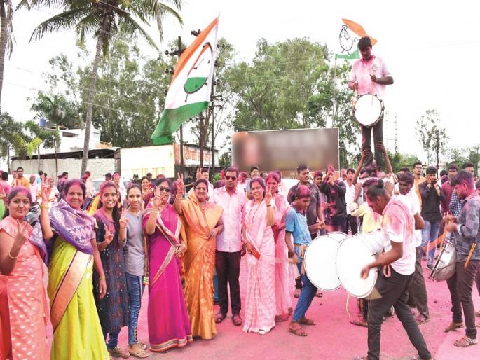 Mahayuti's twelve o'clock, 'nationalist' again | महायुतीचे वाजले बारा, ‘राष्ट्रवादी’ पुन्हा Mahayuti's twelve o'clock, 'nationalist' again | महायुतीचे वाजले बारा, ‘राष्ट्रवादी’ पुन्हा