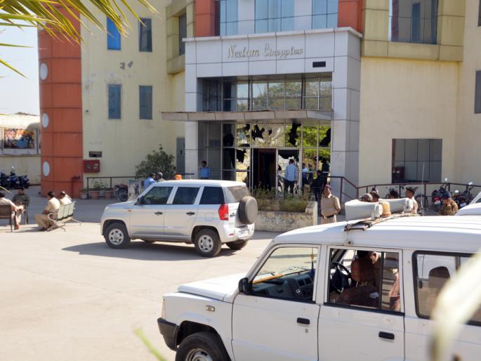 2 shows canceled in Jalna City's 3 theaters | जालना शहरातील ३ चित्रपटगृहांत २ शो रद्द 2 shows canceled in Jalna City's 3 theaters | जालना शहरातील ३ चित्रपटगृहांत २ शो रद्द