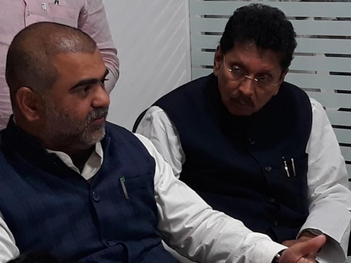 The C-World project will be shifted from Vyangani, the Minister of Tourism announced, but the project is in Sindhudurg | वायंगणीतून सी-वर्ल्ड प्रकल्प हलवणार, पर्यटनमंत्र्याची घोषणा, मात्र प्रकल्प सिंधुदुर्गातच The C-World project will be shifted from Vyangani, the Minister of Tourism announced, but the project is in Sindhudurg | वायंगणीतून सी-वर्ल्ड प्रकल्प हलवणार, पर्यटनमंत्र्याची घोषणा, मात्र प्रकल्प सिंधुदुर्गातच