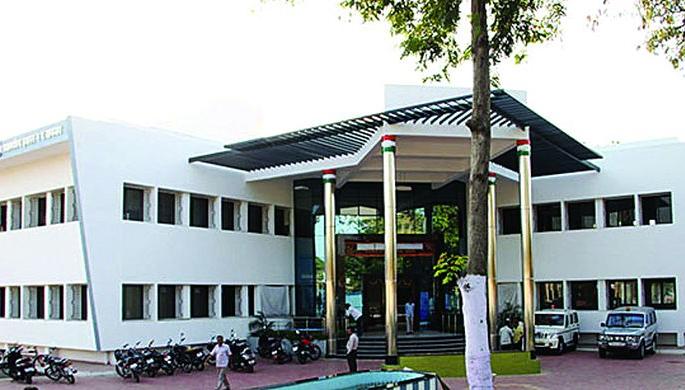 The PMC's work on water supply cannot be quashed in half! | पाणी पुरवठा योजनेच्या ‘पीएमसी’चे काम अर्ध्यावर सोडता येणार नाही! The PMC's work on water supply cannot be quashed in half! | पाणी पुरवठा योजनेच्या ‘पीएमसी’चे काम अर्ध्यावर सोडता येणार नाही!