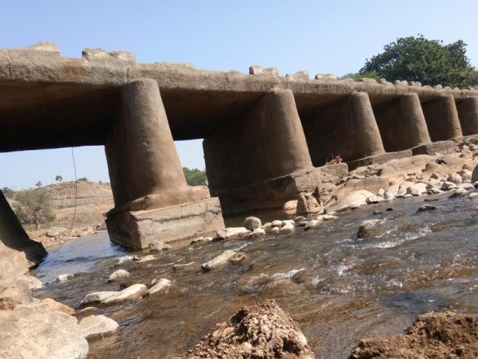 Traffic safety winds in remote areas | दुर्गम भागातील वाहतुक सुरक्षा वाऱ्यावर Traffic safety winds in remote areas | दुर्गम भागातील वाहतुक सुरक्षा वाऱ्यावर