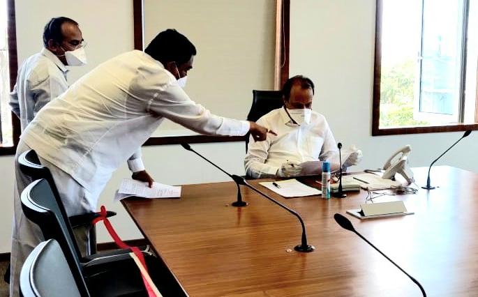 Immediately pay the amount of compensation due to excessive rains last year | मागील वर्षी अतिवृष्टीमुळे झालेल्या नुकसान भरपाईची रक्कम तात्काळ द्या Immediately pay the amount of compensation due to excessive rains last year | मागील वर्षी अतिवृष्टीमुळे झालेल्या नुकसान भरपाईची रक्कम तात्काळ द्या